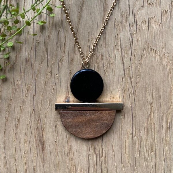 Wood, black resin and brass geometric necklace with a long chain