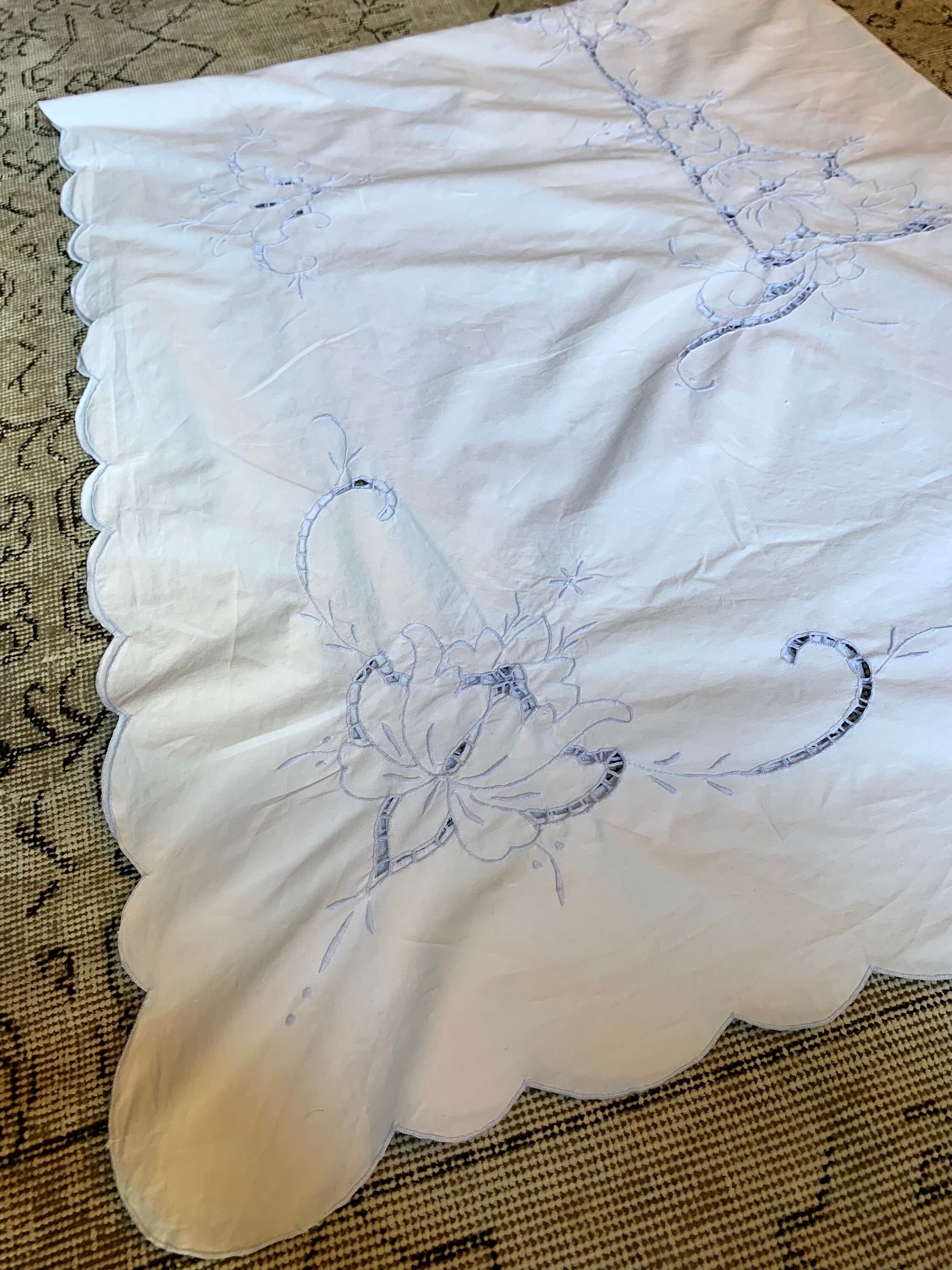 刺繍テーブルクロス 青白 ヴィンテージホワイトコットンテーブルクロス＆ナプキン8枚