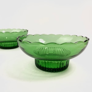 Vintage Green Depression Glass Scalloped Footed Compote Bowl Pedestal M2000 EO Brody Co Cleveland Ohio USA