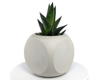 Concrete succulent planter, Geometric plant pot, Cactus planter, Indoor plant pot, Small plant pot
