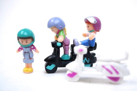 polly pocket scooter