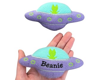 Personalized UFO CAT toy, Handmade Cat Toy Gift for Cat Lover Funny Cat Toy Catnip Custom Cat Toy Vegan Cat Toy Alien Spaceship Cat Toy