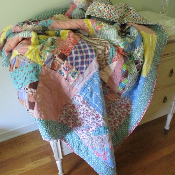 Vintage Feed Sack Patchwork Quilt Hand Sewn c1940's 84" x 64"