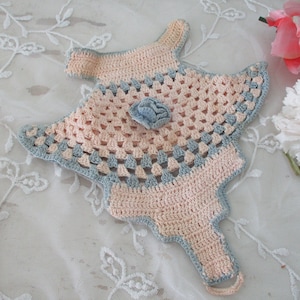 Vintage Hand Crochet Pot Holder Trivet Dress c1950&#39;s Retro Kitchen Decor