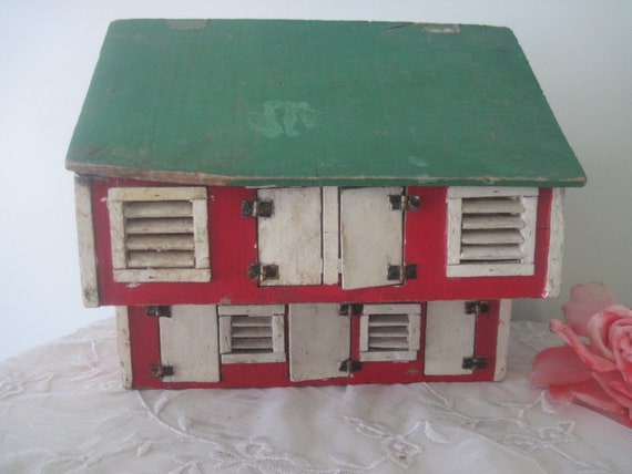 toy chicken coop