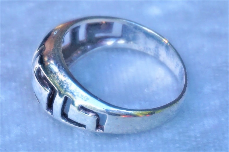 Vintage Filigree Style Unisex Ring Sterling Silver Stamped 925 Collectible Rare Find Fine Jewelry Gift For Her Or Him Same Day Free Shipping