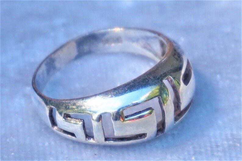 Vintage Filigree Style Unisex Ring Sterling Silver Stamped 925 Collectible Rare Find Fine Jewelry Gift For Her Or Him Same Day Free Shipping