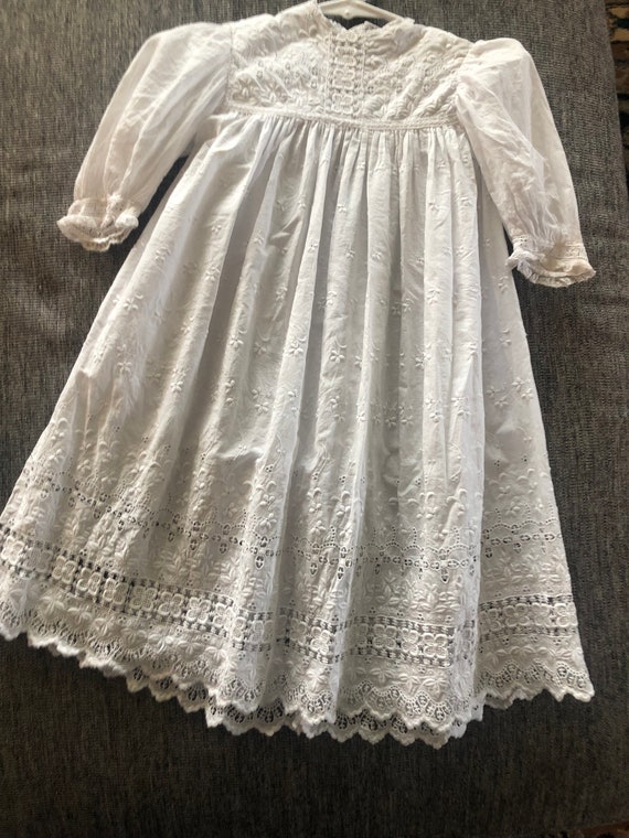 Flower girl dress- vintage white dress- vintage gi