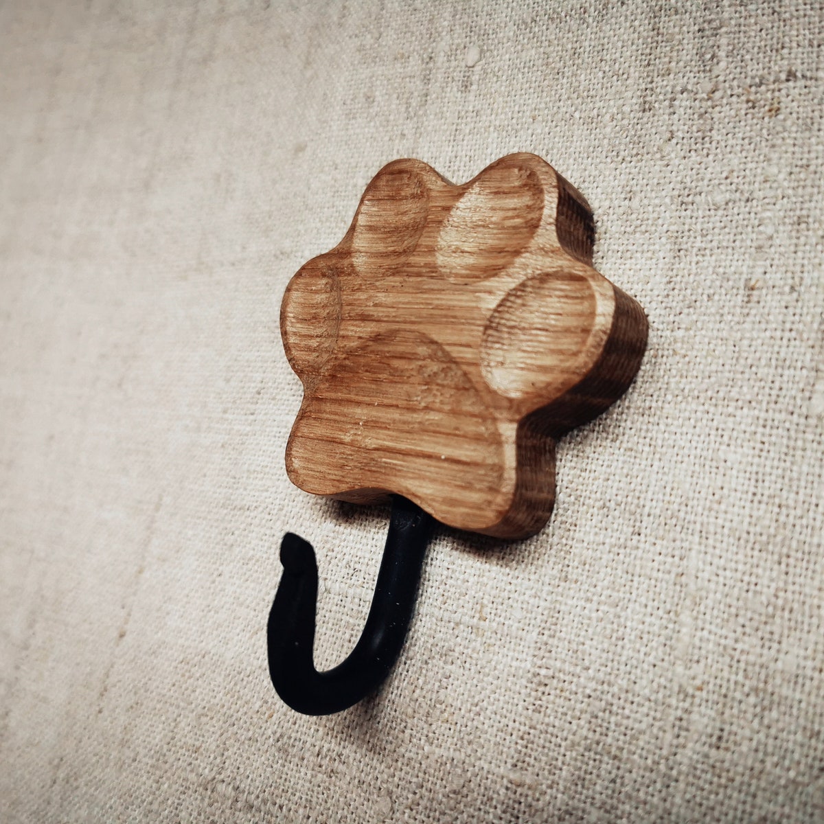 Wooden Dog Leash Holder