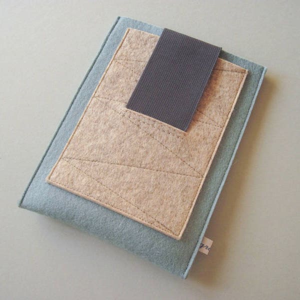 Kindle Paperwhite sleeve "cloud pocket", pure new wool felt, custom size, shock-absorbing, insulating, water-repellent, extra pocket