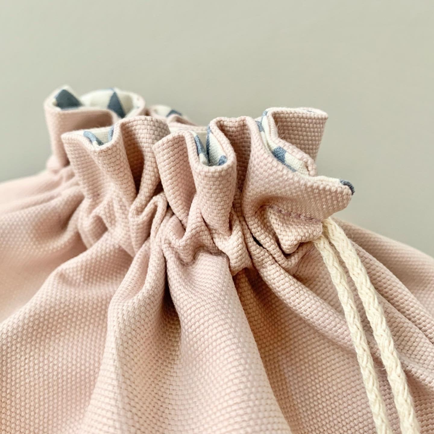 Knitting Project Bag &quot;Pale Pink&quot; knit crochet handicraft * lots of compartments inside * drawstring * pockets organiser * travel *knitter