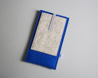 Custom made phone sleeve case "cobalt pocket", pure new wool felt* extra pocket for cards etc* protective & water-repellent* iPhone, Samsung