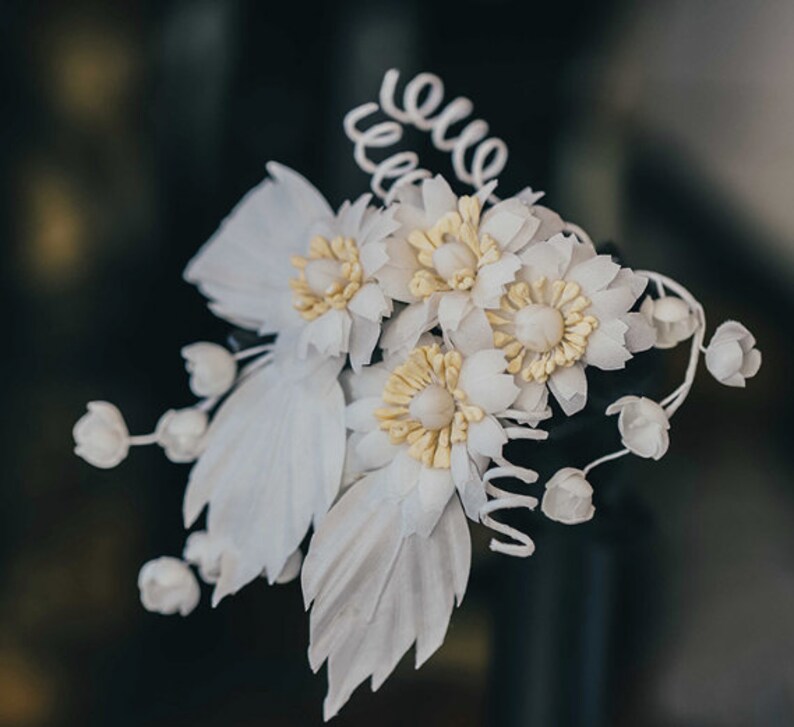 Handmade Daisy Wedding Hair Piece Wedding Hair Accessories White Flower Bridal Hair Piece Floral Hair Piece Daisy Hair Flower H061