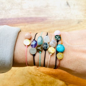Pulseira personalizada com pedra energética e ficha inicial e explicativa das propriedades - pedras semipreciosas - pulseira carta