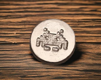 1 Troy Oz Handmade Space Invader .999 Fine Silver Coin
