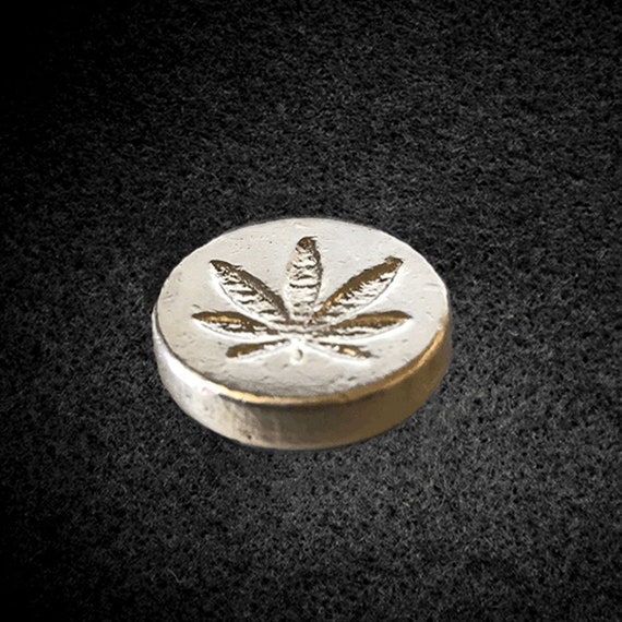 1 Oz Cannabis Round - Silver Bar, Unique Collectible Coin, Perfect Investment, Ideal Gift for Coin Collectors"