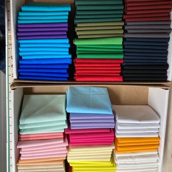 Solids Fat Quarter Bundle hell, dunkel oder gemischt (10er-Set, möglicherweise sind nicht alle Farben auf den Bildern auf Lager)