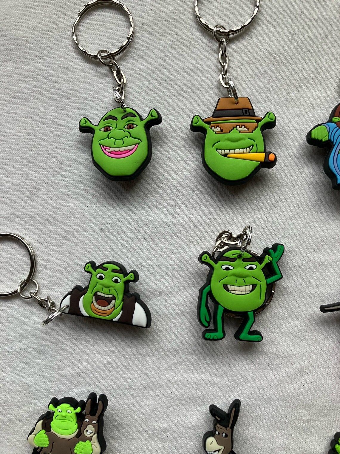 Shrek Keyrings/keychains | Cartoon Cute Emo Kids Goth Fun Kawaii ...