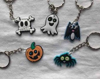 Spooky Goth Ghost Halloween Keyrings/Keychains | cartoon cute emo kids goth fun jake finn minec japan kitsch 90s