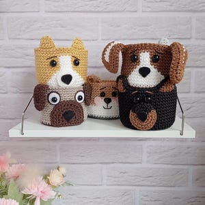 かぎ針編みのミニ犬用バスケット - 魅力的な動物をモチーフにした室内収納、5 個入り。