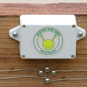 Elektro Slug and Snail Zaunbausatz. Schutz für Pflanzen, einfache Handhabung & einfache Montage für Hochbeete. Der Gartenwächter!