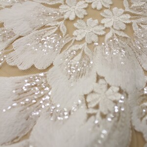 Tissu de dentelle de robe de mariée le plus récent, tissu dalencon, tissu de dentelle florale de sequin, tissu de dentelle brodé image 5