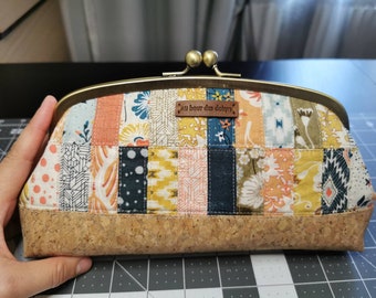 Handtasche / Schultasche / Make-up-Tasche / Patchwork / Kork / Schließrahmen / Retro-Metallschließe