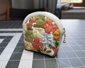 Coin purse / patchwork / zipper / hand-sewn / pouch / pencil case