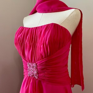 90s Y2K Hot Pink Strapless Pleated Chiffon Cocktail Party Dress with Scarf | Bridal Madelaine Gardener for Mori Lee | L-XL