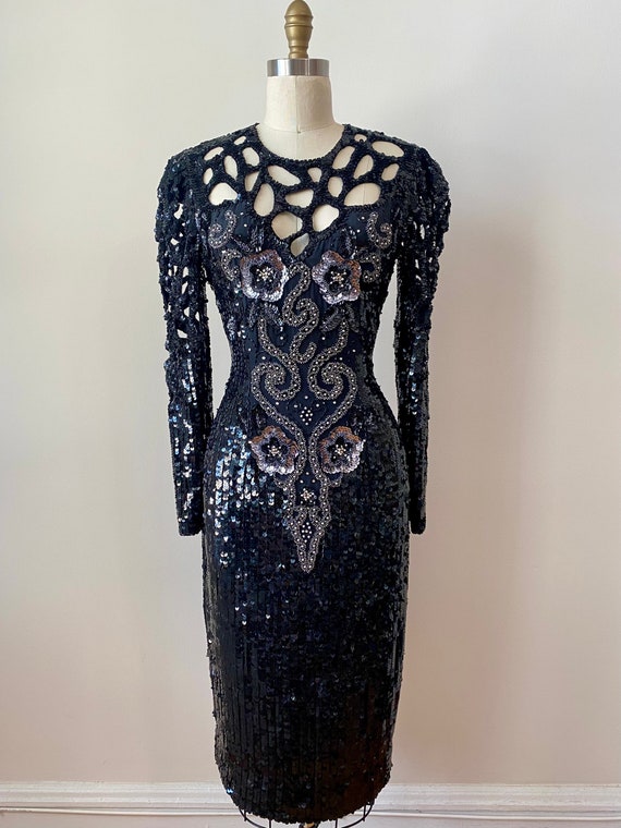 Vintage 1990s Glittery Black Silk Beaded Sequin C… - image 2