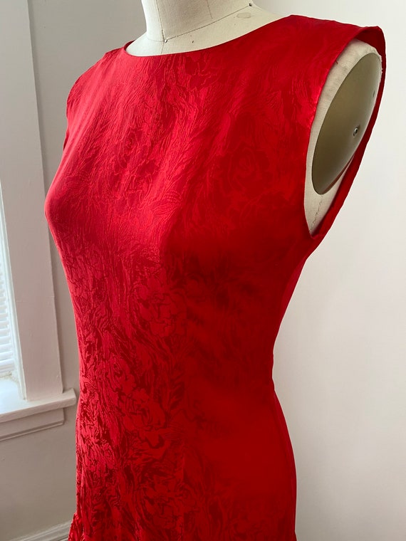 Vintage 1980s Red Silk Jaquard Sleeveless Slip Dr… - image 3