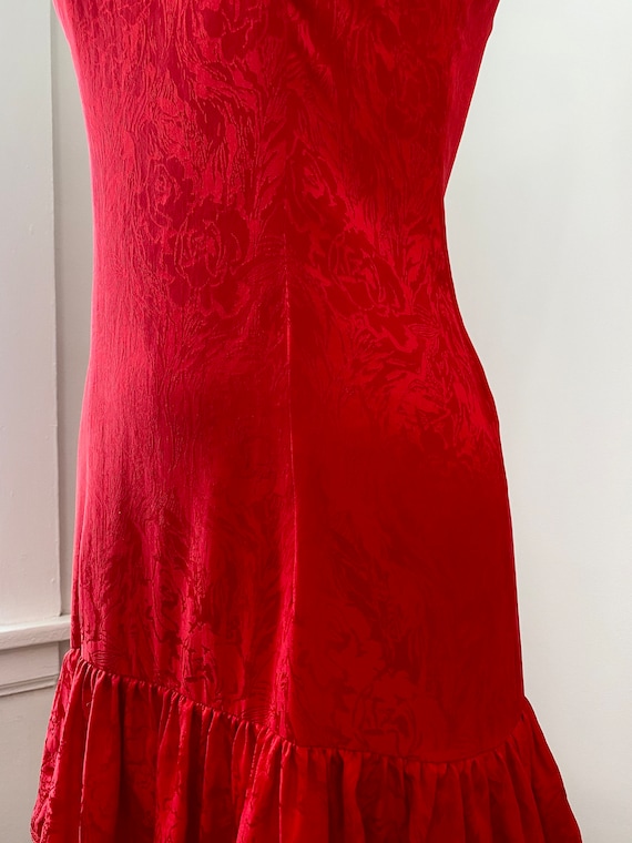 Vintage 1980s Red Silk Jaquard Sleeveless Slip Dr… - image 10