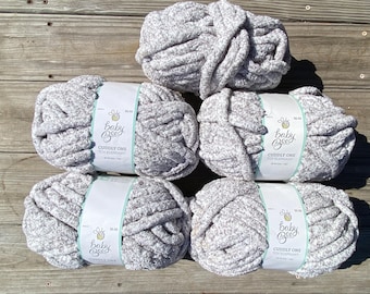 Baby Bee Cuddly One Yarn Lot, 4 Full and 1 Partial Skein