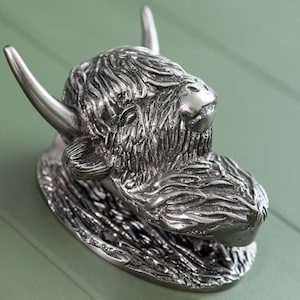 Highland Cow Door Knocker for front door | Polished Solid Brass Knockers Strike Plate | Composite | Front Door Furniture Brass bee