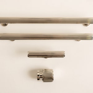 Solid Brass Straight Knurled Pull Handles & Knobs | Kitchen Handles ...
