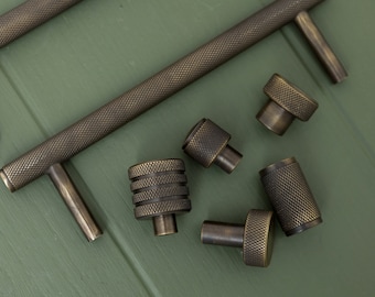 Solid Brass Knurled Pull Handles & Knobs | Kitchen handles | bedroom furniture - Antique Brass Cabinet pulls