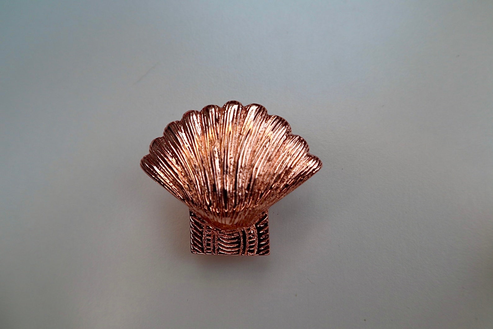 Perillas de cajón de concha de oro rosa / manija del cajón / | Etsy