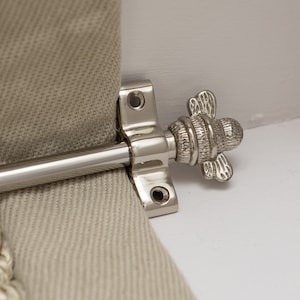 Stair Rods Carpet Runners With Bee Finial Ends | Brass bee Nickel, Brass Finish, Antique Brass | High-Quality Stainless Steel | Stair Carpet