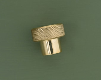 Solid Brass Knurled Pull Handles & Knobs | Kitchen handles | bedroom furniture - Polished Brass Cabinet pulls