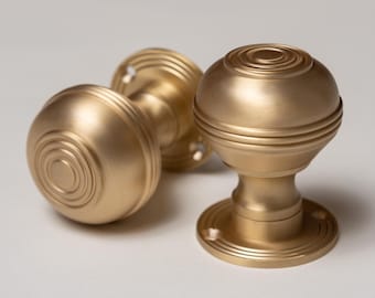 Massives Messing geringelter Türgriff - geringeltes Satin-Paar