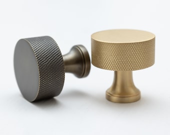 Solid Brass Round Knurled Knob | Pull Handles & Knobs | Kitchen handles  | Bedroom Furniture - Solid Brass Cabinet pulls