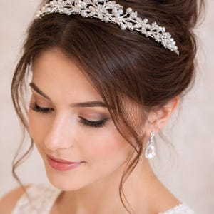 Silver Pearl Crystal Wedding Tiara Rhinestone Bridal Headpiece