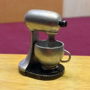 Electric Food Mixer for 12th Scale Dolls House