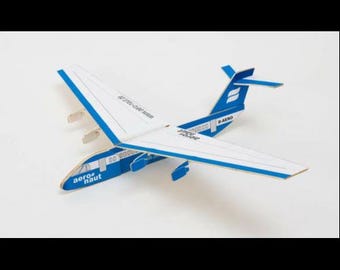 Aeronaut Wooden Airliner Plug&Fly Throw Glider