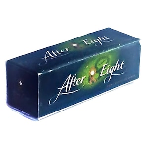 After Eight pour maison de poupée 12e