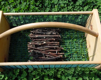 Natural Organic Apple Chew Sticks - 30 Sticks - Kiln Dried - Chinchilla, Guinea Pig, Rabbit