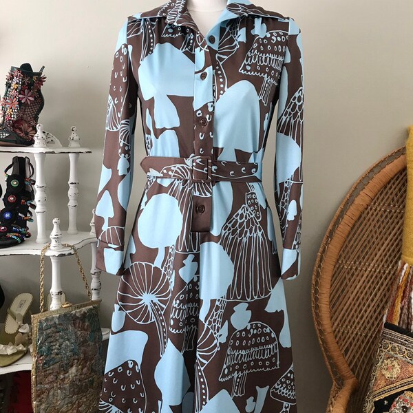 vintage 70's long sleeve mushroom novelty print dress with matching belt.