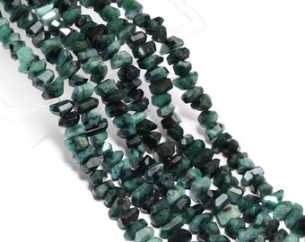 Natürliche Smaragd 7 mm-10 mm facettierte Nugget-Perlen | Grüner Smaragd lose Edelstein facettierte getrommelte Perlen für Schmuck | 8 cm Strang
