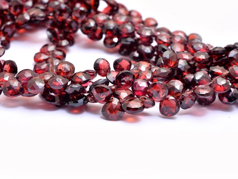 8inch Strand Mozambique Red Garnet 5mm Heart Gemstone Briolette Beads Natural AAA Garnet Semi Precious Gemstone Faceted Briolettes Beads