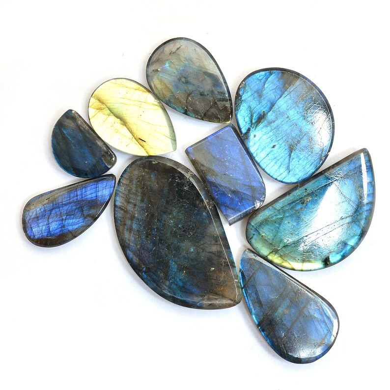 Natural Rare Labradorite Blue Fire Gemstone 18mm-40mm Fancy Cabochon Lot Labradorite Semi Precious Gemstone Smooth Cabs for Wire Wrapping